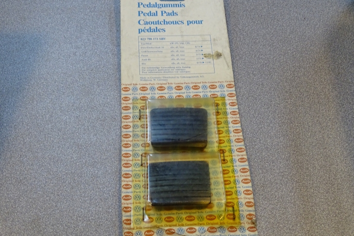 Pedaalrubberset Vw Polo 1 / Derby / Audi 50  / Golf 1 / Scirocco / Jetta / Passat / Audi 80 / Iltis 